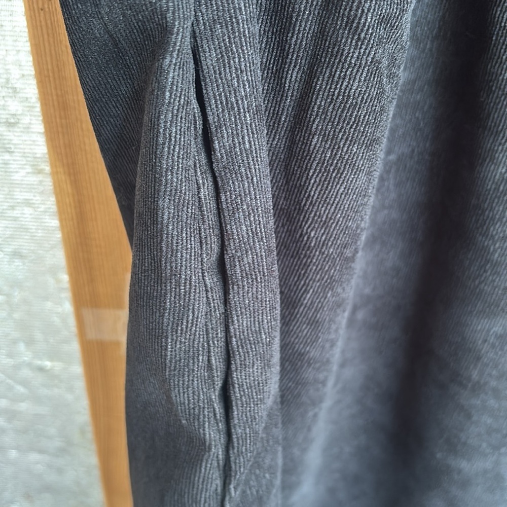 Dress with pockets - Picture 5 of 6